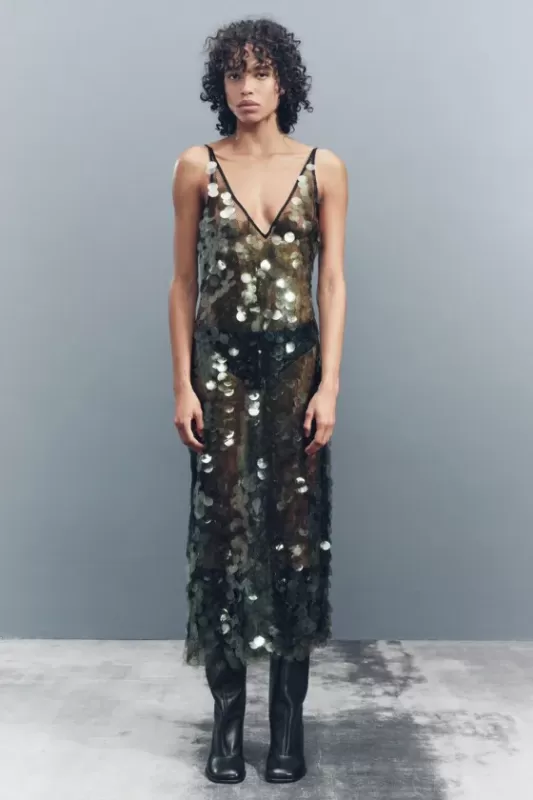 Midi dress with sequins