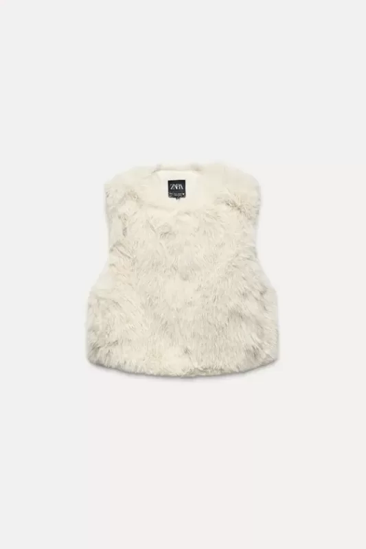 Short faux fur vest