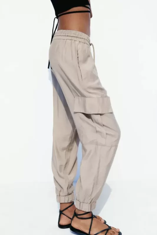 Cargo pants with elasticized waistband