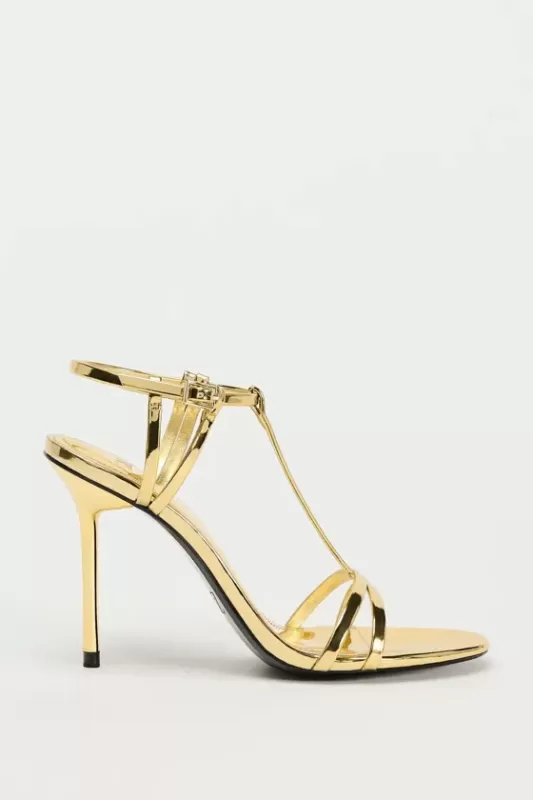 Shiny sandals with ankle strap