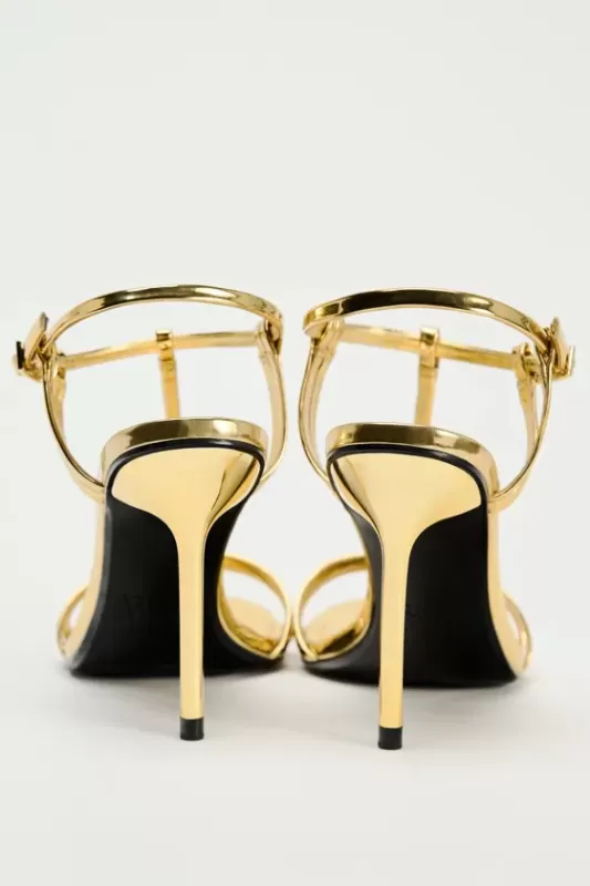 Shiny sandals with ankle strap