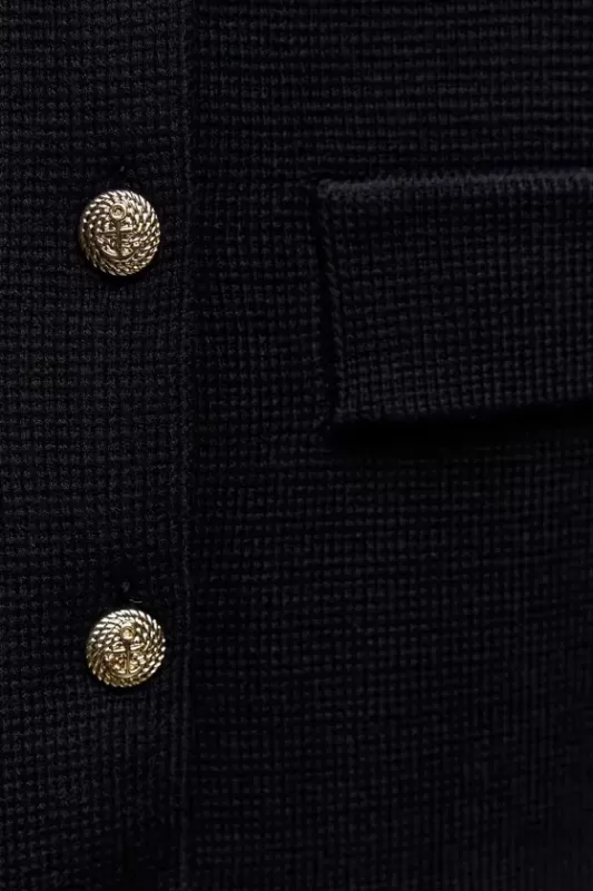 Cardigan with buttons