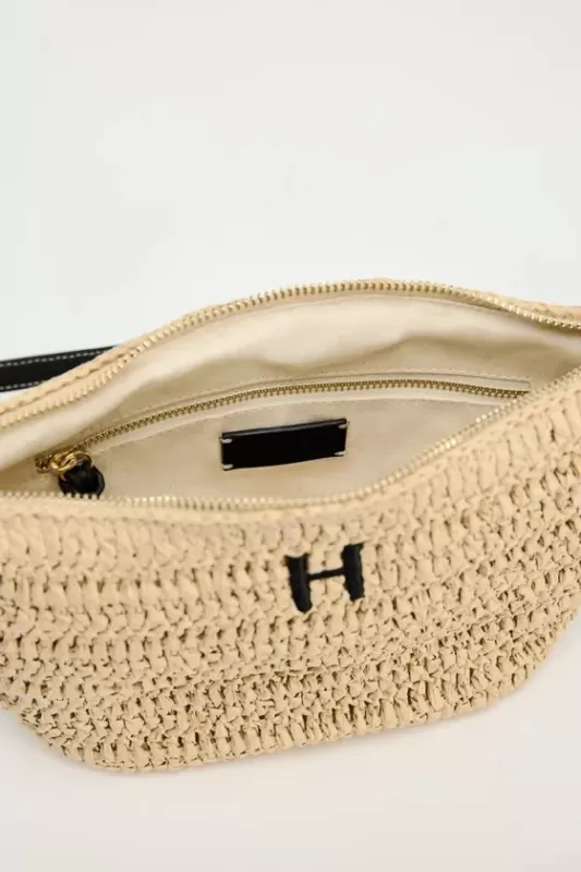 Bag with braided pattern