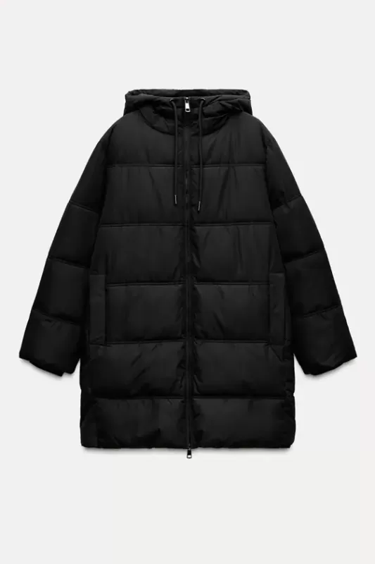 Anorak with hood and water resistant