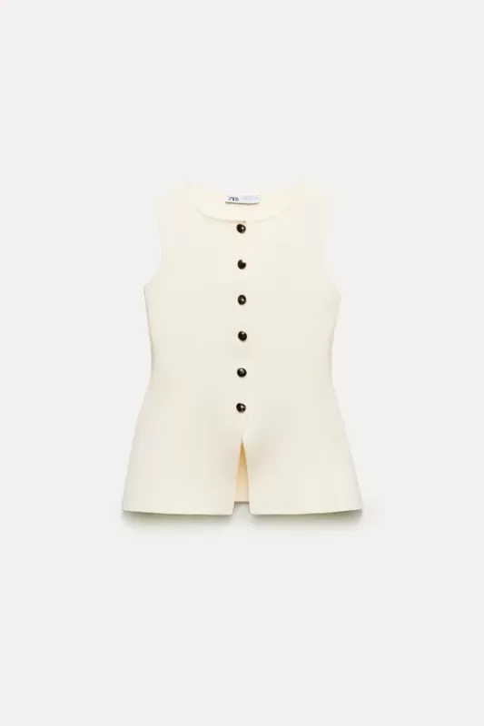 Monochrome knitted vest with golden buttons