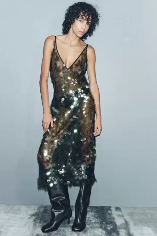 Midi dress with sequins