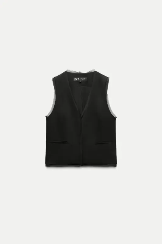 Vest with contrasting details