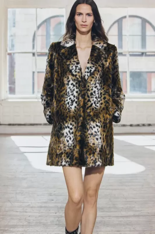 Faux fur coat with animalistic print ZW