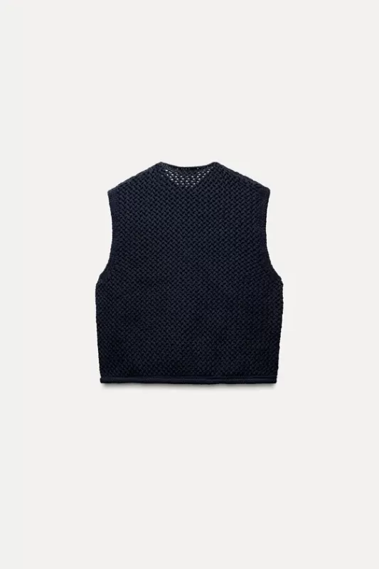 Coarse knit knit top